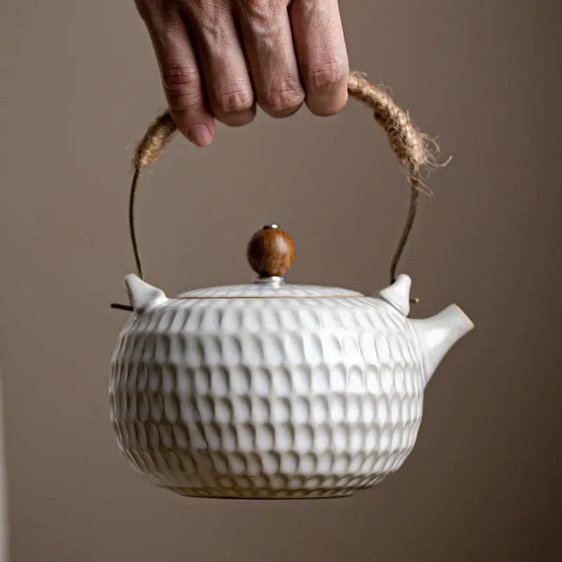 400 ml White Ceramic Teapot