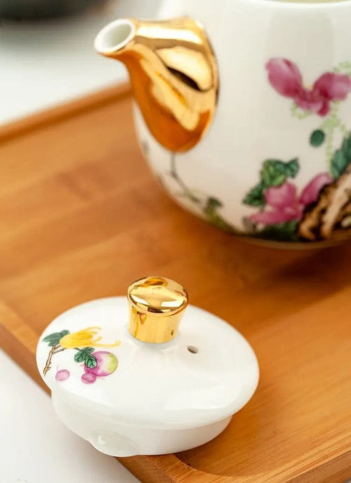 Chinese White Porcelain Teapot 450ML with Gold Trim