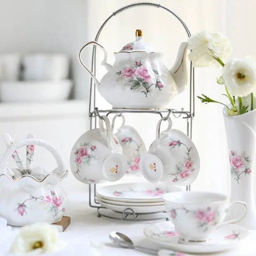 English Porcelain Tea Set with Camellia Flowers – Teapot 500 ml and 4 Cups