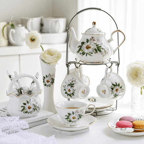 English Porcelain Tea Set with White Flowers – Teapot 500 ml and 4 Cups