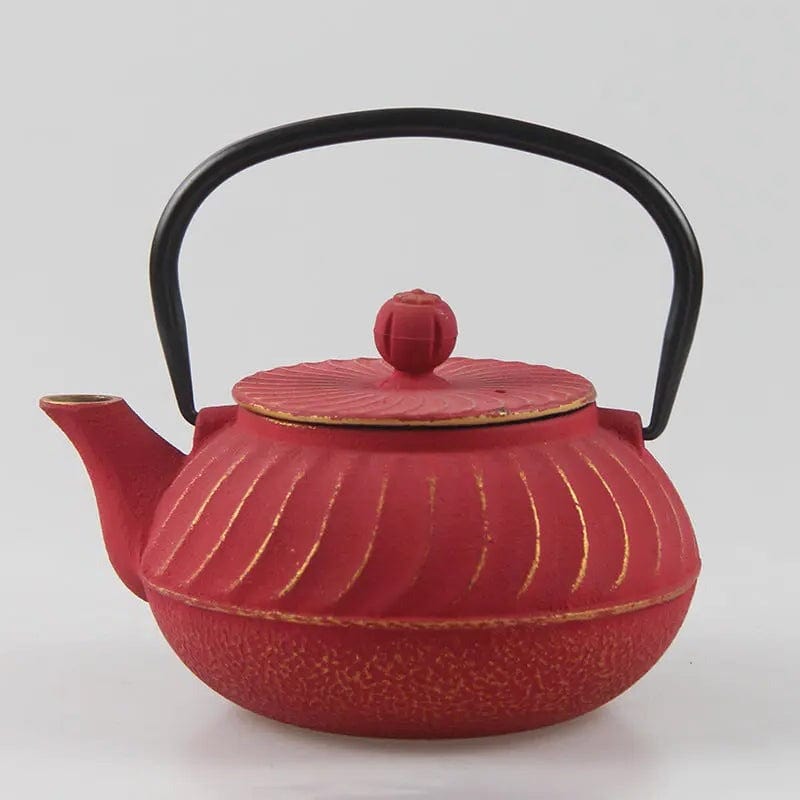 Japanese Cast Iron Teapot with Gold Reliefs 700ml