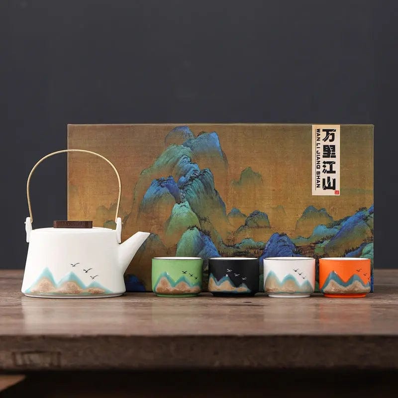 Japanese Ceramic Tea Set with Mountain Motifs – 360 ml Teapot and 4 Cups