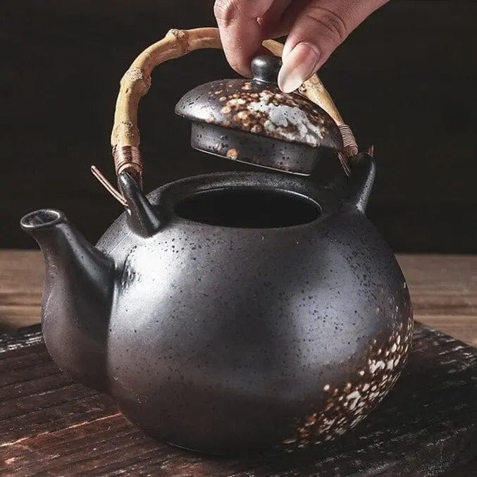 Japanese Ceramic Teapot 700ML