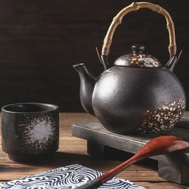 Japanese Ceramic Teapot 700ML