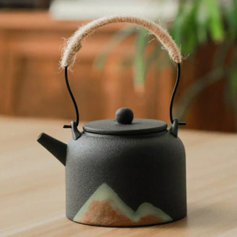 Japanese Ceramic Teapot with Mountain Motifs 350 ml