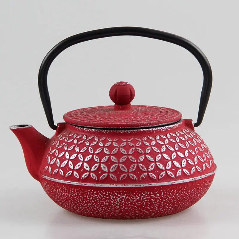 Japanese Red Cast Iron Teapot with Circle Pattern 600 ml