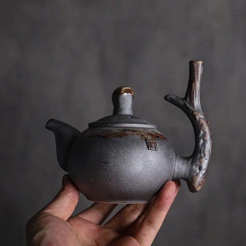 Traditional Chinese Ceramic Teapot 240 ml