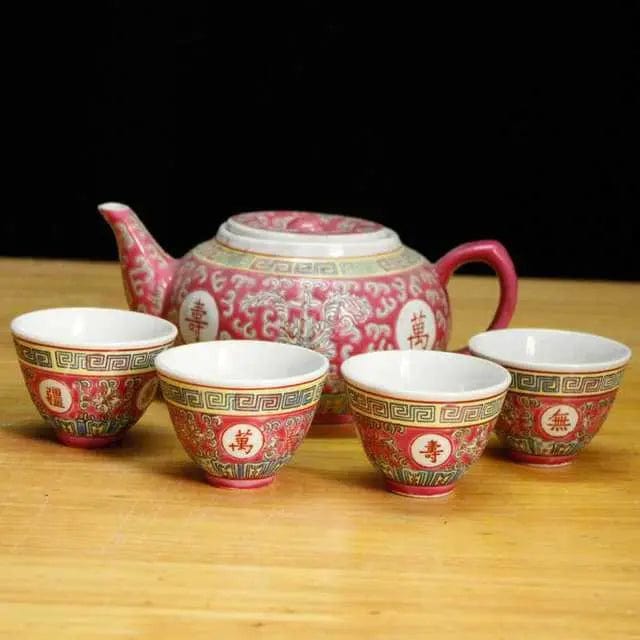 Traditional Chinese Red Porcelain Teapot 500ML